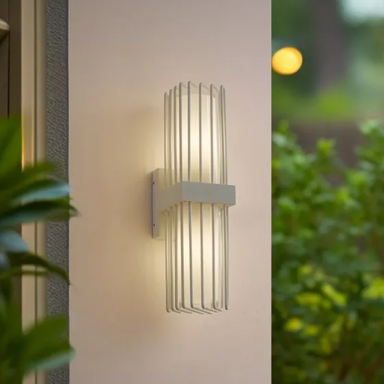 Lucande Chandan Buitenwandlamp - 42 cm - Wit - IP54