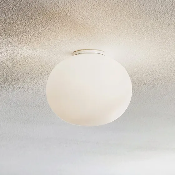 Flos Glo-Ball C/W Zero wand- en plafondlamp - Wit opaalglas