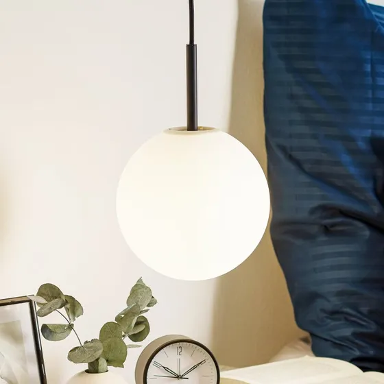 Audo Copenhagen TR Bulb LED hanglamp - Zwart/Opaal Mat