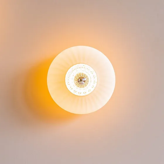 DESIGN BY US Wandlamp New Wave Optic XL - Opaalwit - Met Eyeball