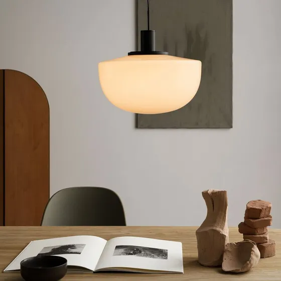 Audo Copenhagen Audo Bank hanglamp met opaalglas