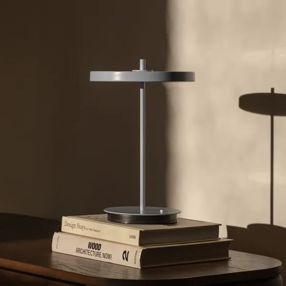 UMAGE Asteria Move LED tafellamp - Lichtblauw - 31 cm