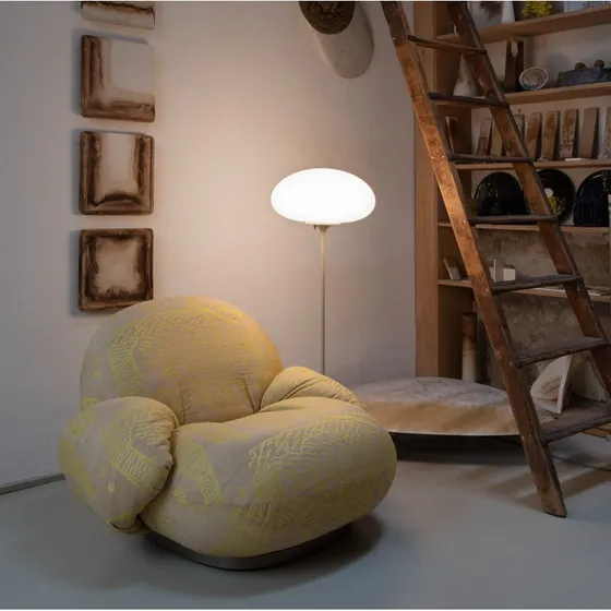 Gubi Stemlite vloerlamp - Kiezelgrijs - 110 cm - Dimbaar