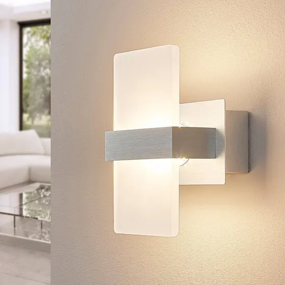 Lindby LED wandlamp Yorick, 18 cm, wit/aluminium