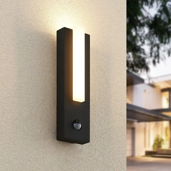 Lucande Virgalia LED Buiten Wandlamp - Bewegingssensor & IP54