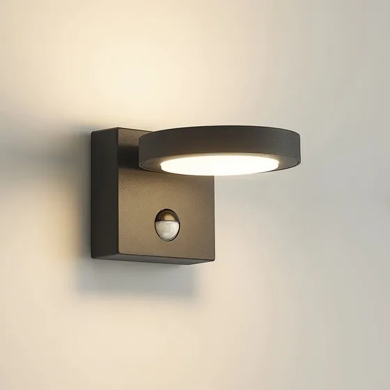 Lucande Belna LED Buitenwandlamp met Bewegingssensor - Zwart