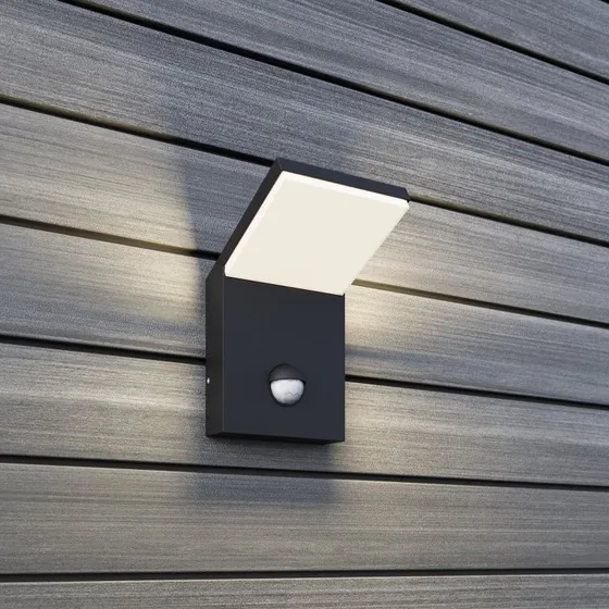 Lucande Nevio Buitenwandlamp met Bewegingssensor - Antraciet
