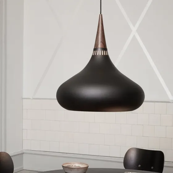 Fritz Hansen Orient P3 hanglamp zwart/roze Ø 50 cm