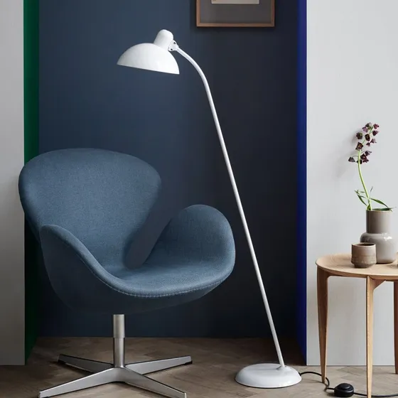 Fritz Hansen Kaiser Idell 6556-F Vloerlamp - Glans Wit