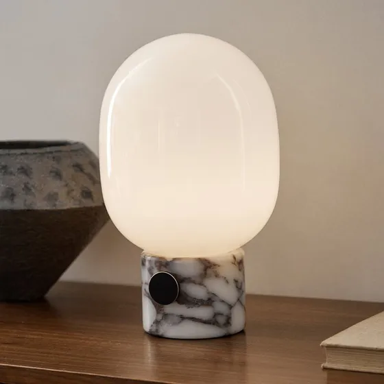 Audo Copenhagen JWDA Tafellamp - Wit Marmer & Opaalglas - 32 cm