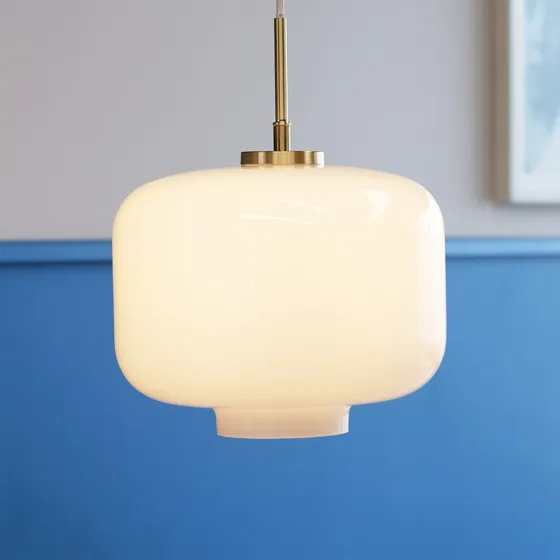 Dyberg Larsen Arp Hanglamp Ø30 - Opaal Glas & Messing