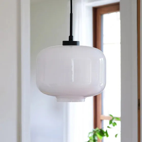 Dyberg Larsen Arp Hanglamp - Opaalglas - Ø 30 cm