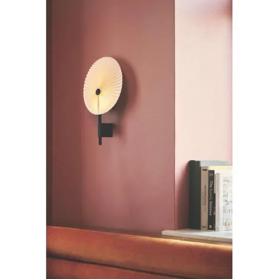 GEJST Liris Wandlamp Zwart - Dimbare Design Wandlamp