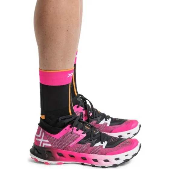 X-Bionic Terraskin X02 Fluo Pink Trailrunning Schoenen