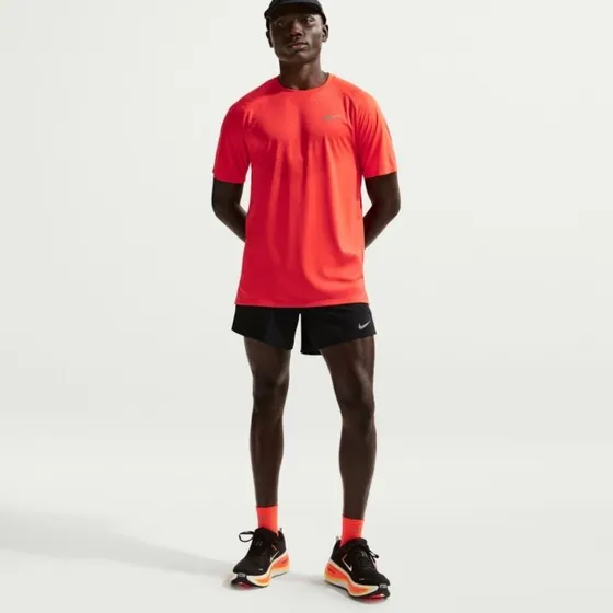 Nike Dri-FIT Stride 5 Inch Shorts Mt. L Zwart Heren