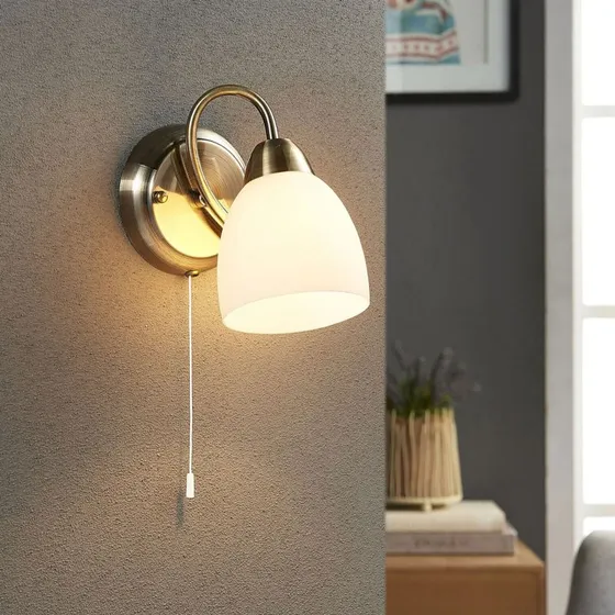 Lindby Wandlamp Mael - Wit/Antiek Messing - Glas