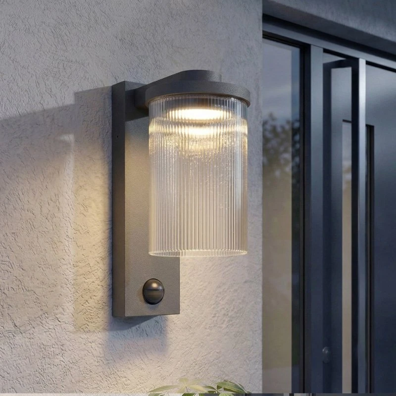 Lucande Beelia LED buiten wandlamp met sensor, antraciet