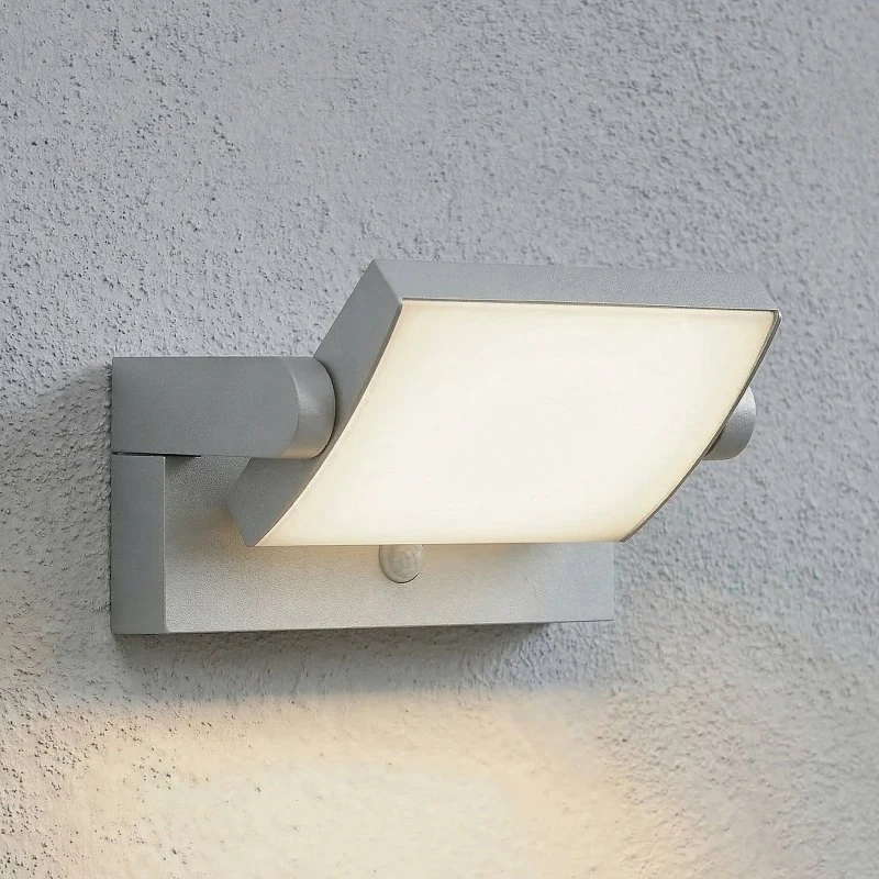 Lindby Sherin LED buitenwandlamp met sensor, lichtgrijs, draaibaar