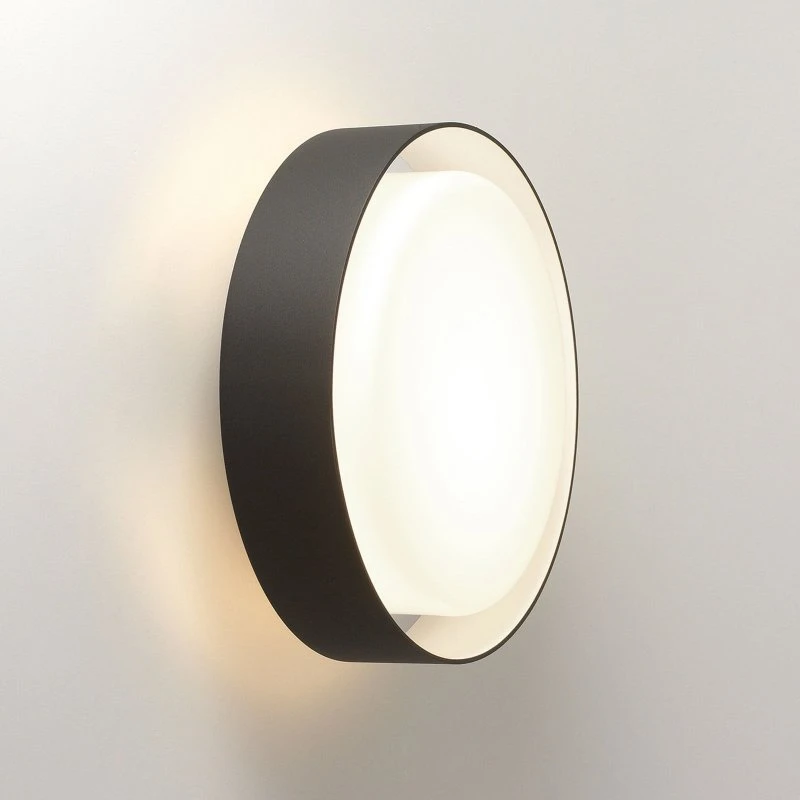 MARSET Plaff-on! Buitenwandlamp - Zwart - Ø33 cm - IP54