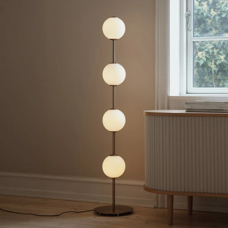 UMAGE Audrey LED vloerlamp - Messing - 128 cm