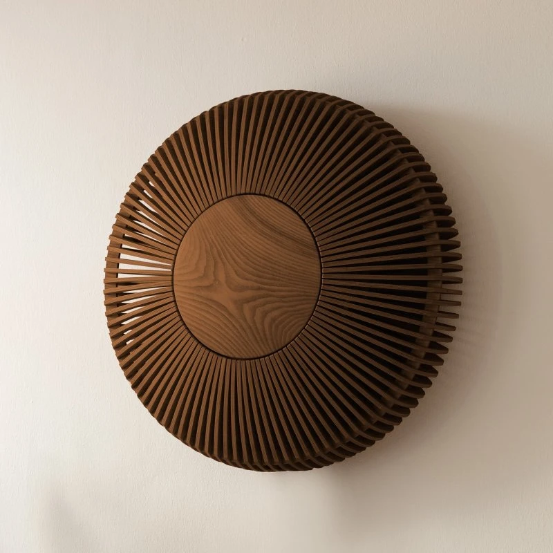 UMAGE Clava Up Wandlamp - Donker Eikenhout - Ø 49 cm