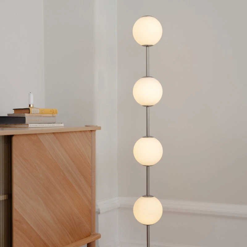 UMAGE LED vloerlamp Audrey, staalkleurig, 128 cm, 4-lamps