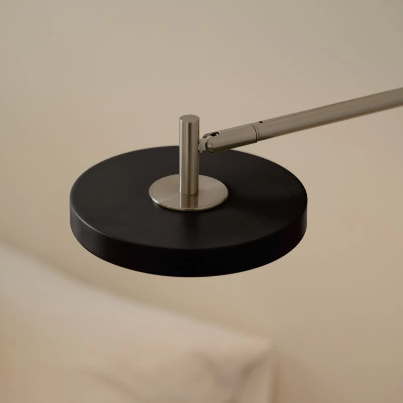 UMAGE Asteria Long LED wandlamp - Zwart - Staal