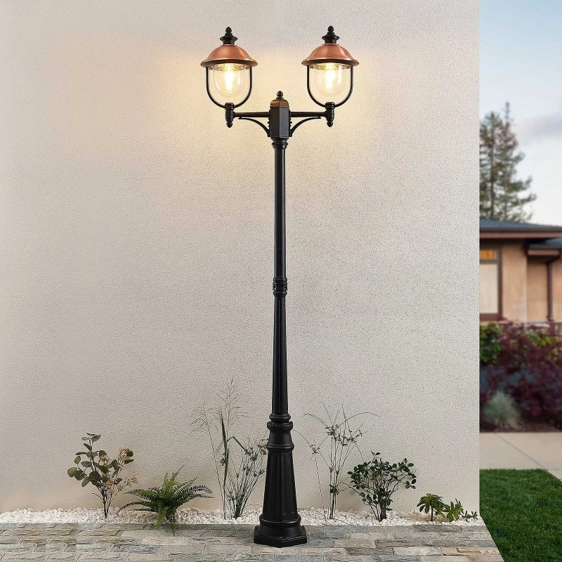 Lindby buitenlamp Clint, 225cm, 2-lamps, koper/zwart, zeewaterbestendig