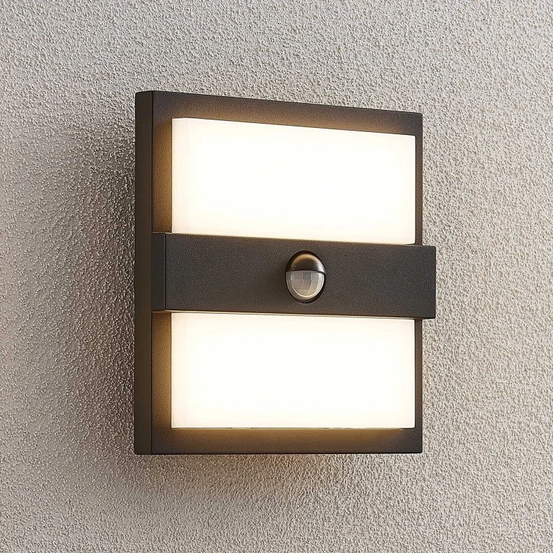 Lucande Gylfi LED Buitenwandlamp met Bewegingssensor, Zwart, 20 cm