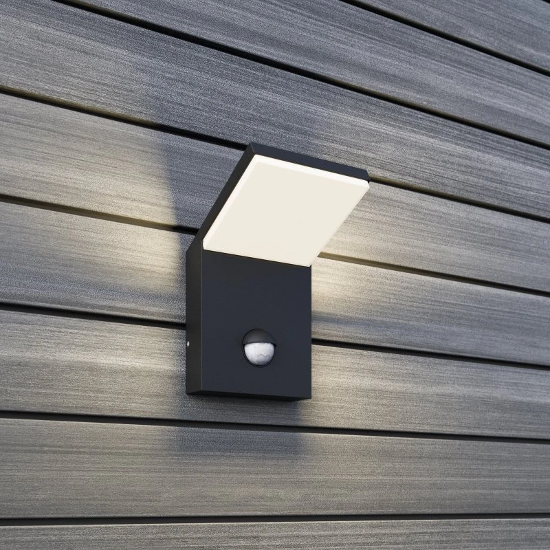 Lucande Nevio Buitenwandlamp met Bewegingssensor - Antraciet