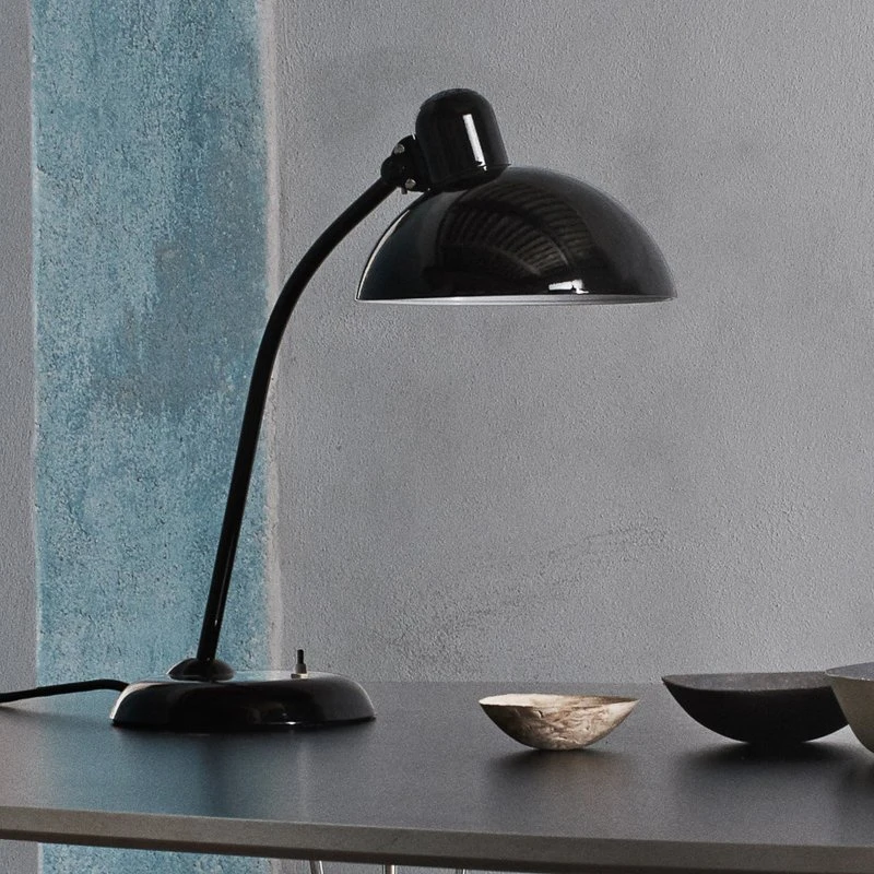 Fritz Hansen Kaiser Idell 6556-T Tafellamp - Glanzend Zwart