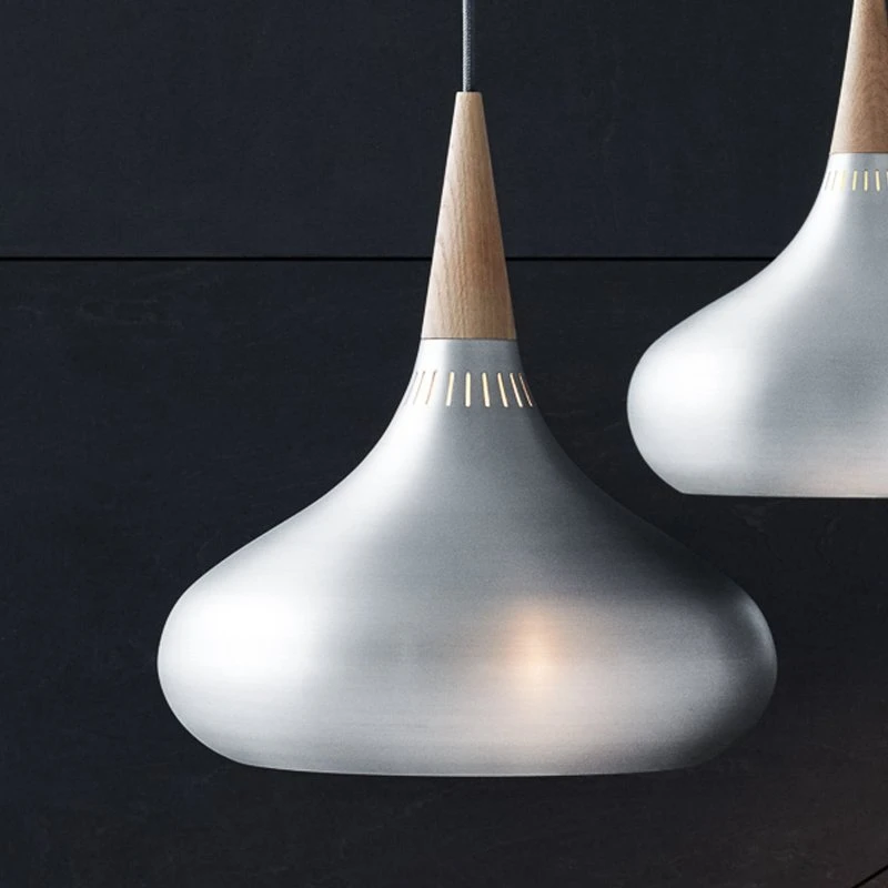 Fritz Hansen Orient P2 Hanglamp Aluminium/Eiken Ø 34 cm