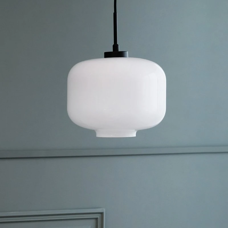 Dyberg Larsen Arp Hanglamp - Opaalglas - Wit/Zwart