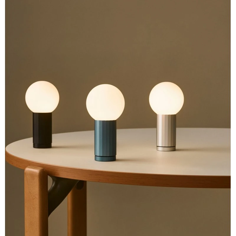 HAY TURN ON LED tafellamp - Zwart - 20 cm - Dimbaar
