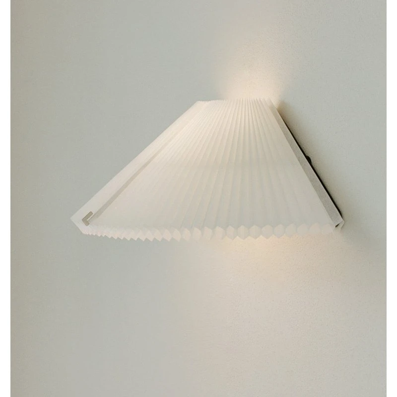 New Works Nebra Wandlamp Wit - Verstelbare Kap
