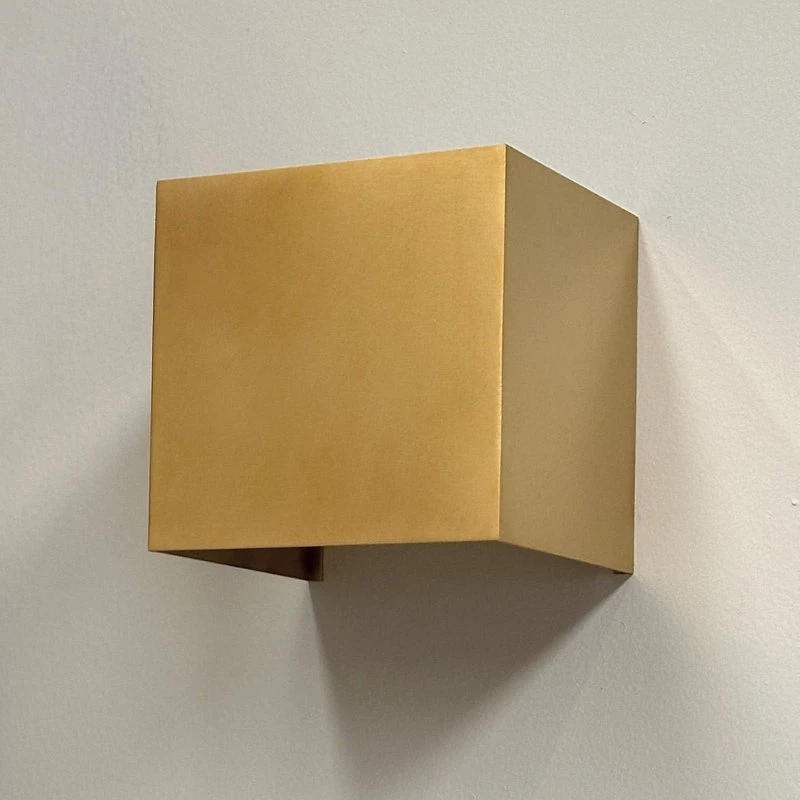 Dyberg Larsen Venus Wandlamp Messing - Design LED Wandlamp