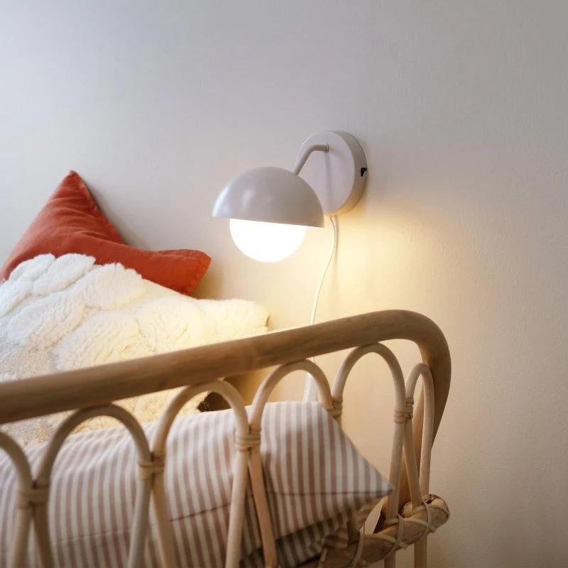 Dyberg Larsen Rose Wandlamp - Mat Beige