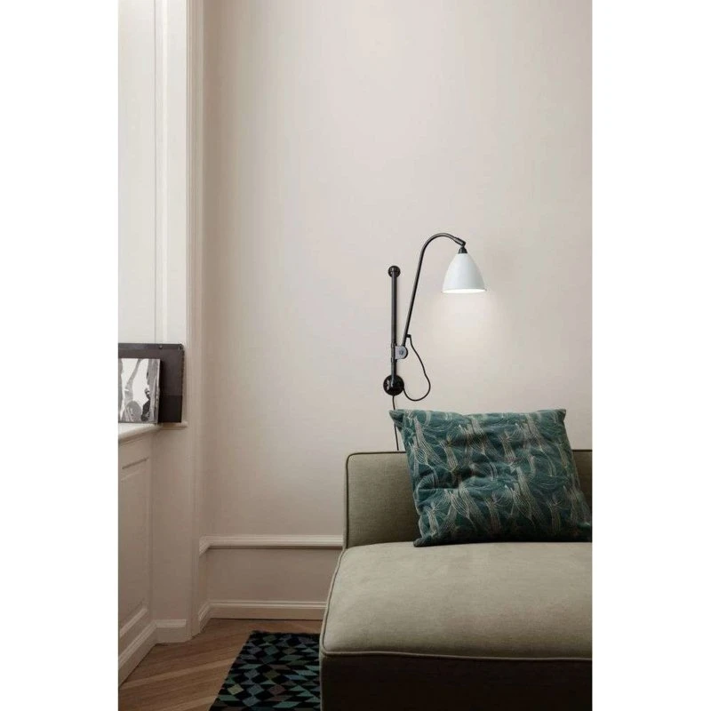 GUBI Bestlite BL5 Wandlamp Ø16 Geelkoper/Matte Wit