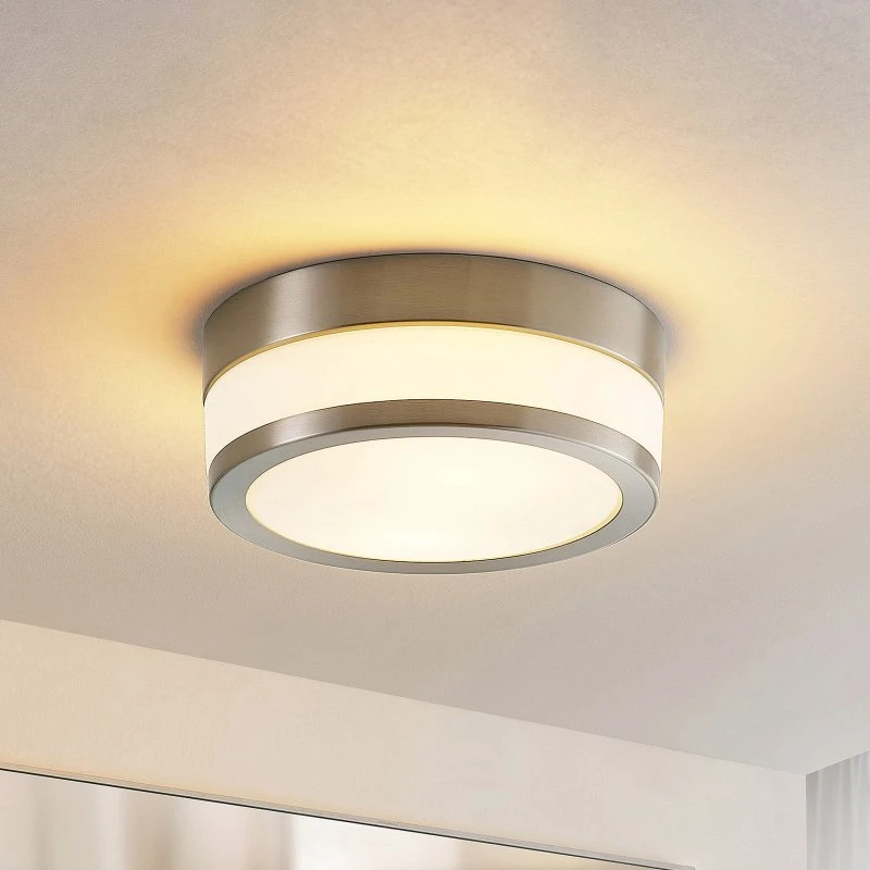 Lindby Flavi Plafondlamp - Opaalglas & Nikkel - IP44