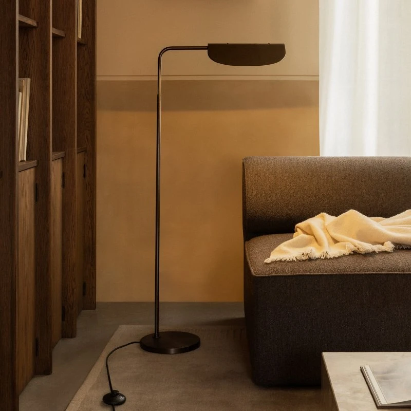 Audo Copenhagen Wing vloerlamp, brons, verstelbaar, 113 cm