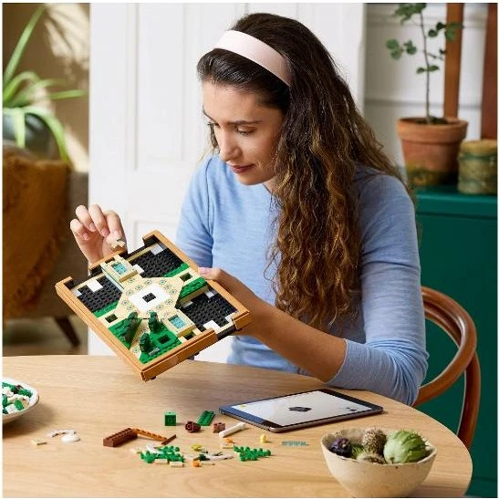 LEGO 10359 Icons Tuin met fontein